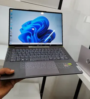New Laptop Lenovo Yoga 7i 32GB AMD Ryzen 7 SSD 512GB