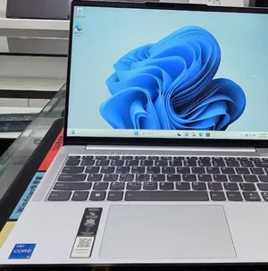 New Laptop Lenovo Ideapad 3 16GB Intel Core i5 SSD 512GB
