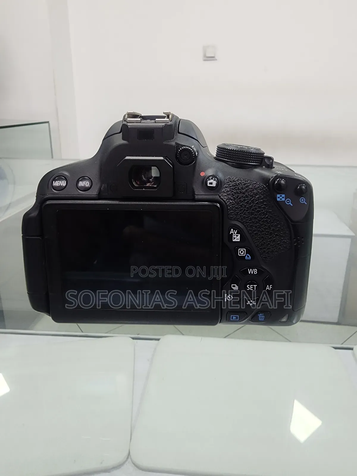 Canon 700d