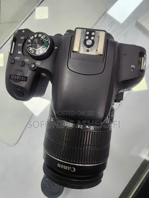 Canon 800d