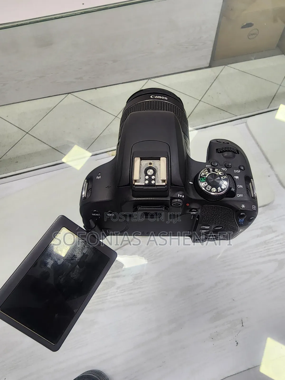 Canon 800d