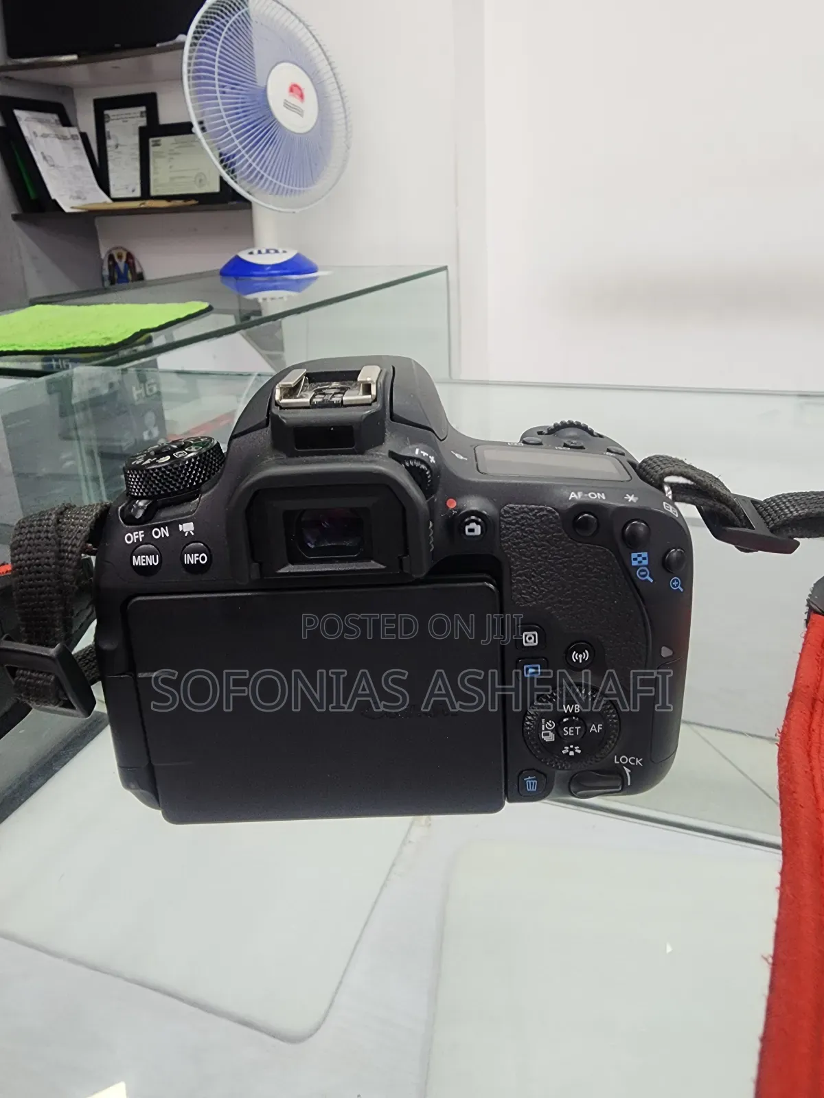 Canon 77d Camera