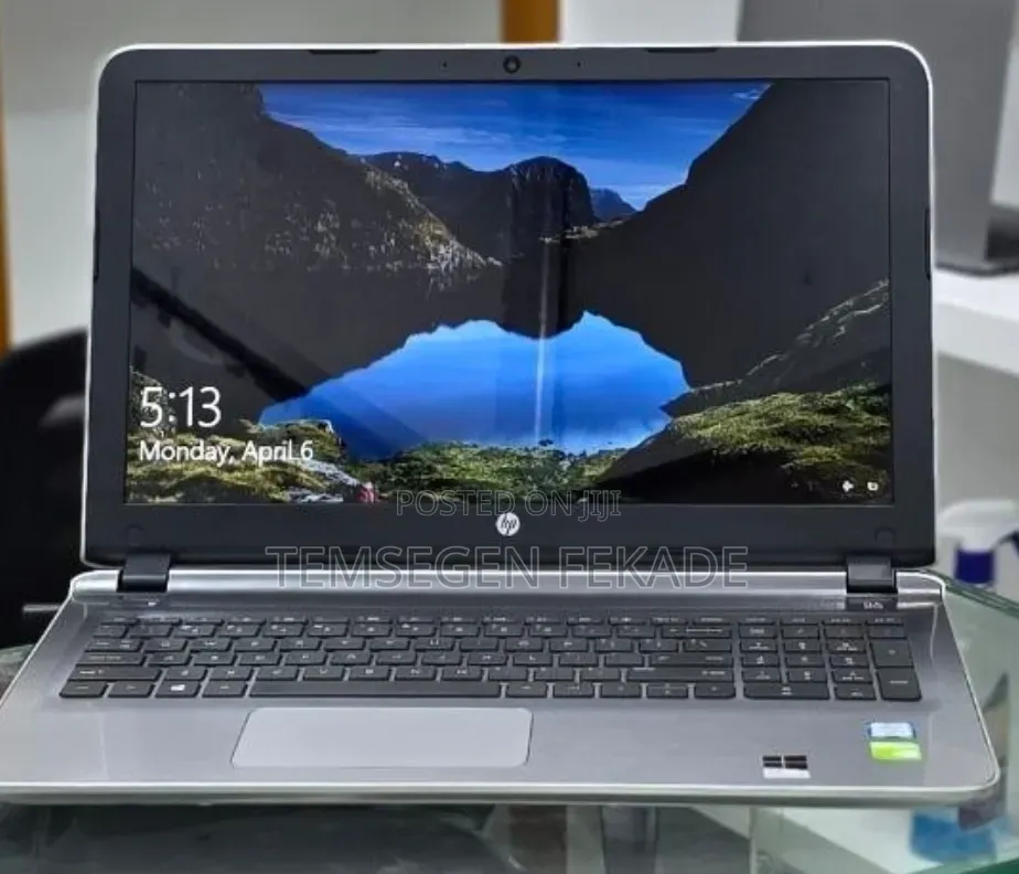 New Laptop HP Pavilion 15 8GB Intel Core i5 SSD 1T