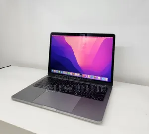 New Laptop Apple MacBook Pro 2017 8GB SSD 128GB