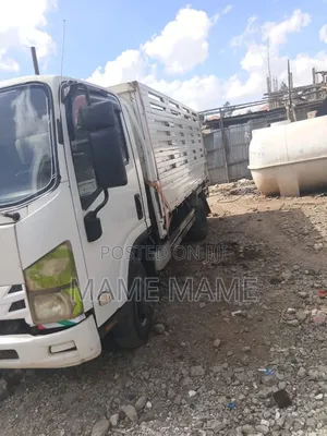 Isuzu Obama 2017 White for Sale