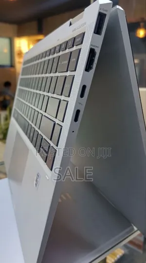 New Laptop HP EliteBook x360 1040 G7 16GB Intel Core i7 SSD 512GB