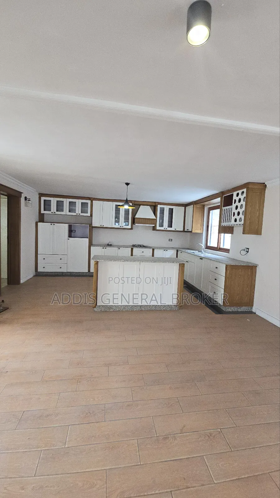 6bdrm House in Lebu, Nifas Silk-Lafto for sale