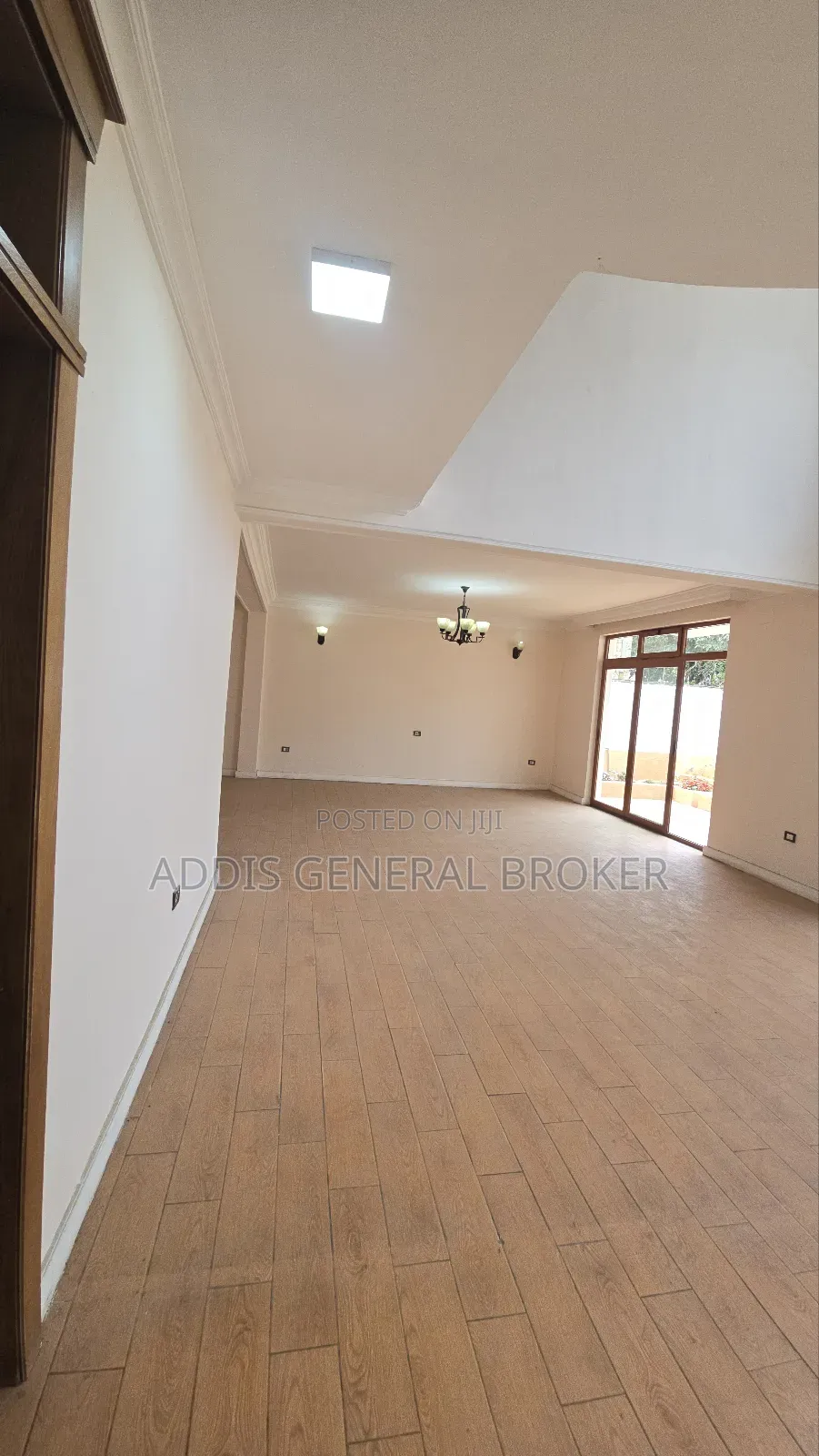 6bdrm House in Lebu, Nifas Silk-Lafto for sale