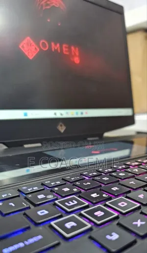New Laptop HP Omen 15-dh002nr 16GB Intel Core i7 SSD 512GB