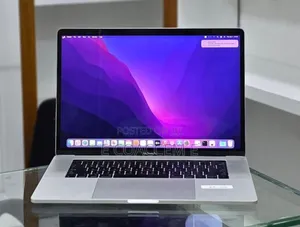 New Laptop Apple MacBook 2016 16GB Intel Core i7 SSD 256GB