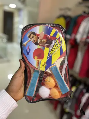 Table-Tennis Racket With Balls