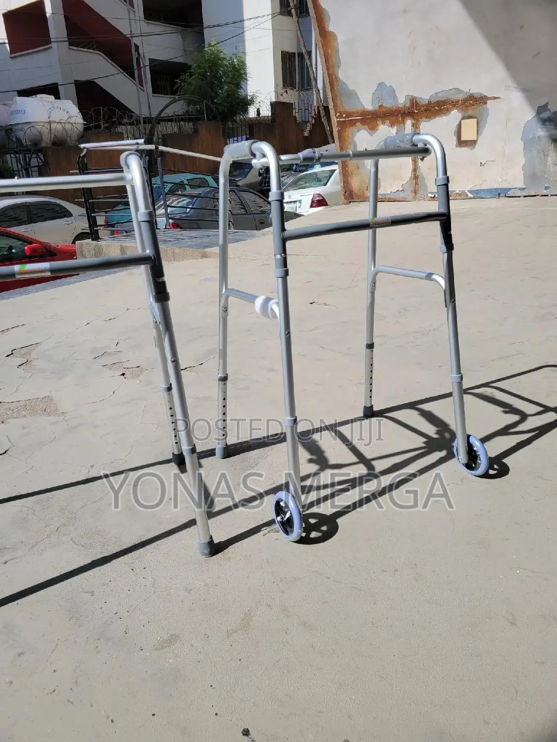 Walker未文walking and Facilitating Independent Mobility. These Aids