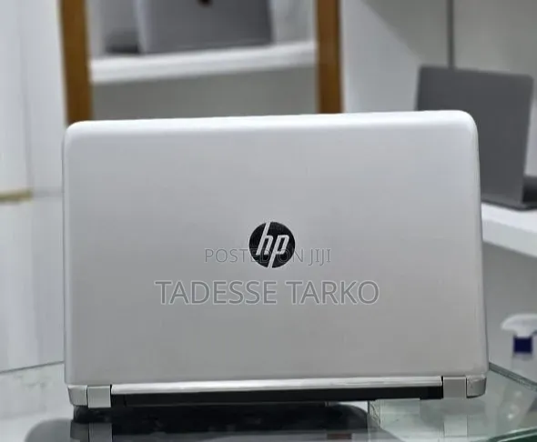 New Laptop HP Pavilion 15 8GB Intel Core i5 HDD 1T