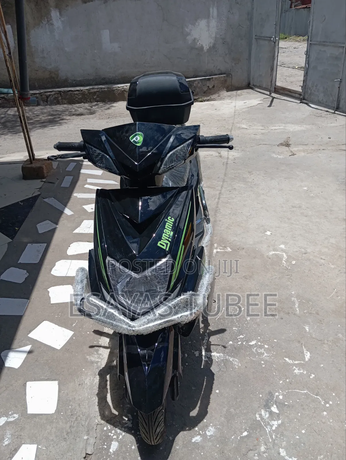 New Benelli Imperiale 400 2024 Black