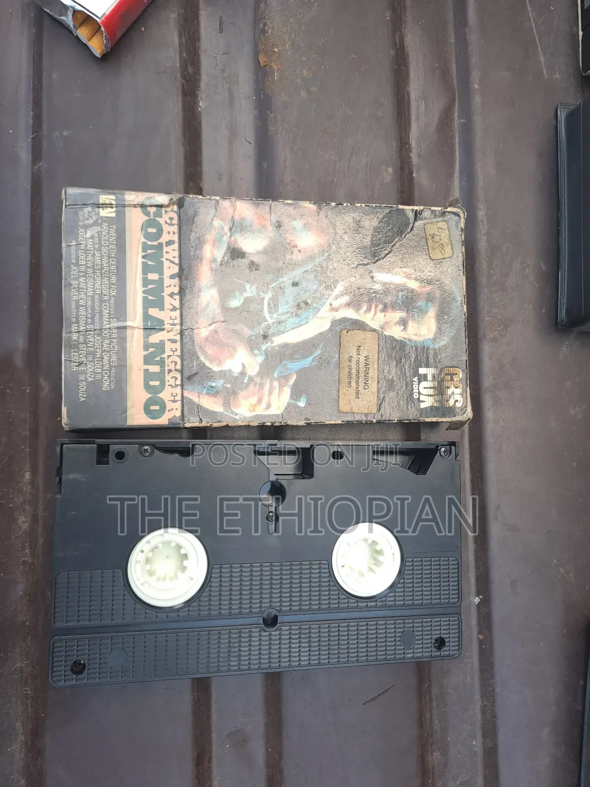 Video Cassette የዱሮ ዴክ ፊልም።