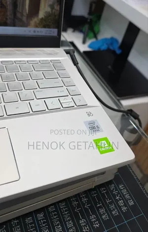 New Laptop HP Pavilion 15 8GB Intel Core i5 SSD 512GB