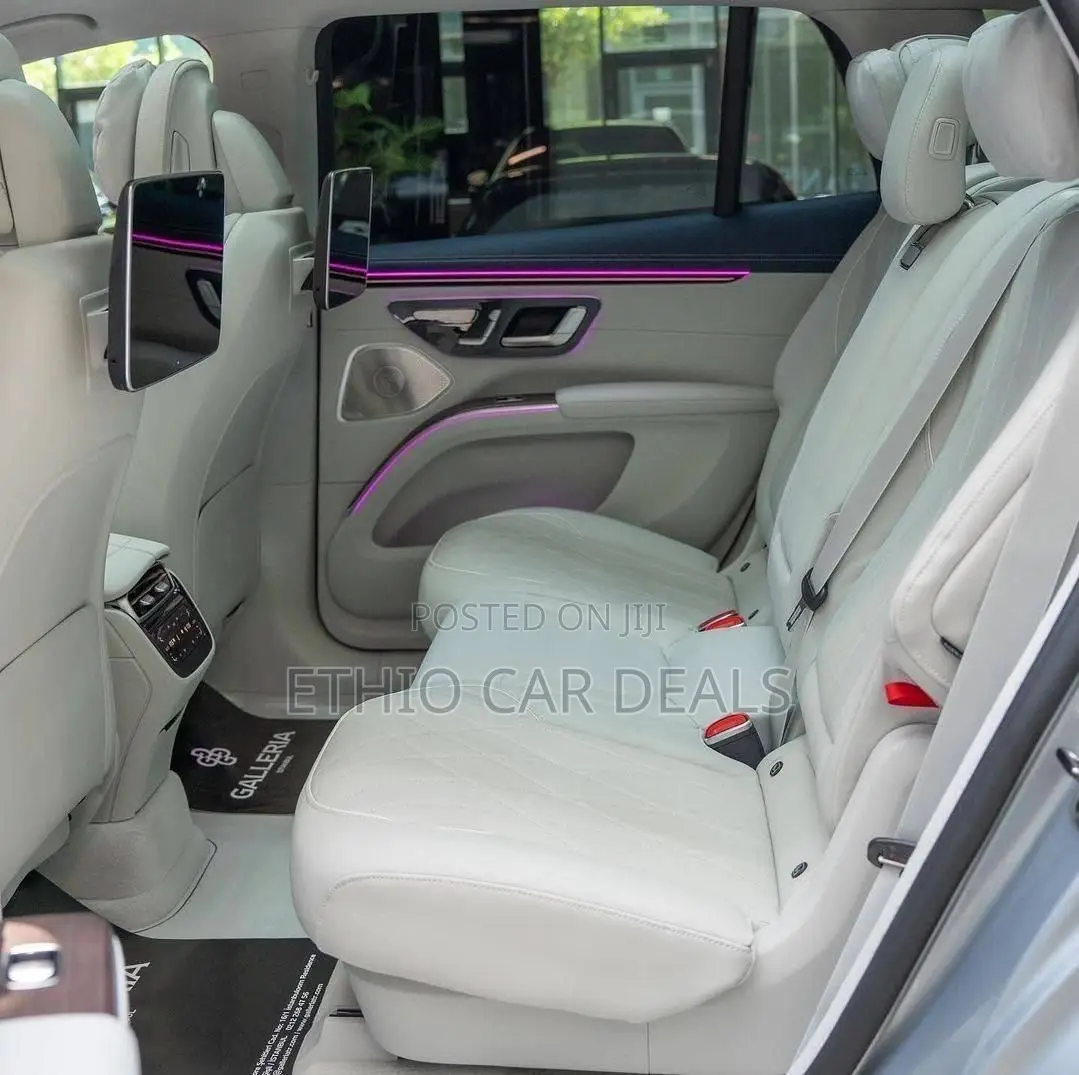 Mercedes-Benz EQS 2023 Black