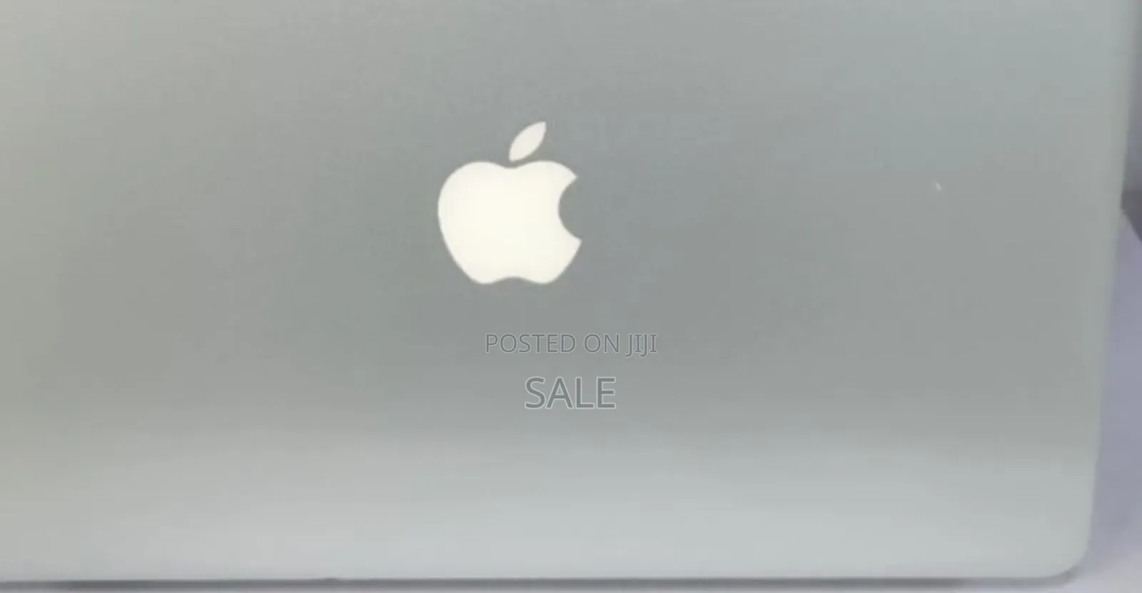 New Laptop Apple MacBook Pro 2017 8GB Intel Core i5 SSD 256GB