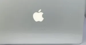 New Laptop Apple MacBook Pro 2017 8GB Intel Core i5 SSD 256GB
