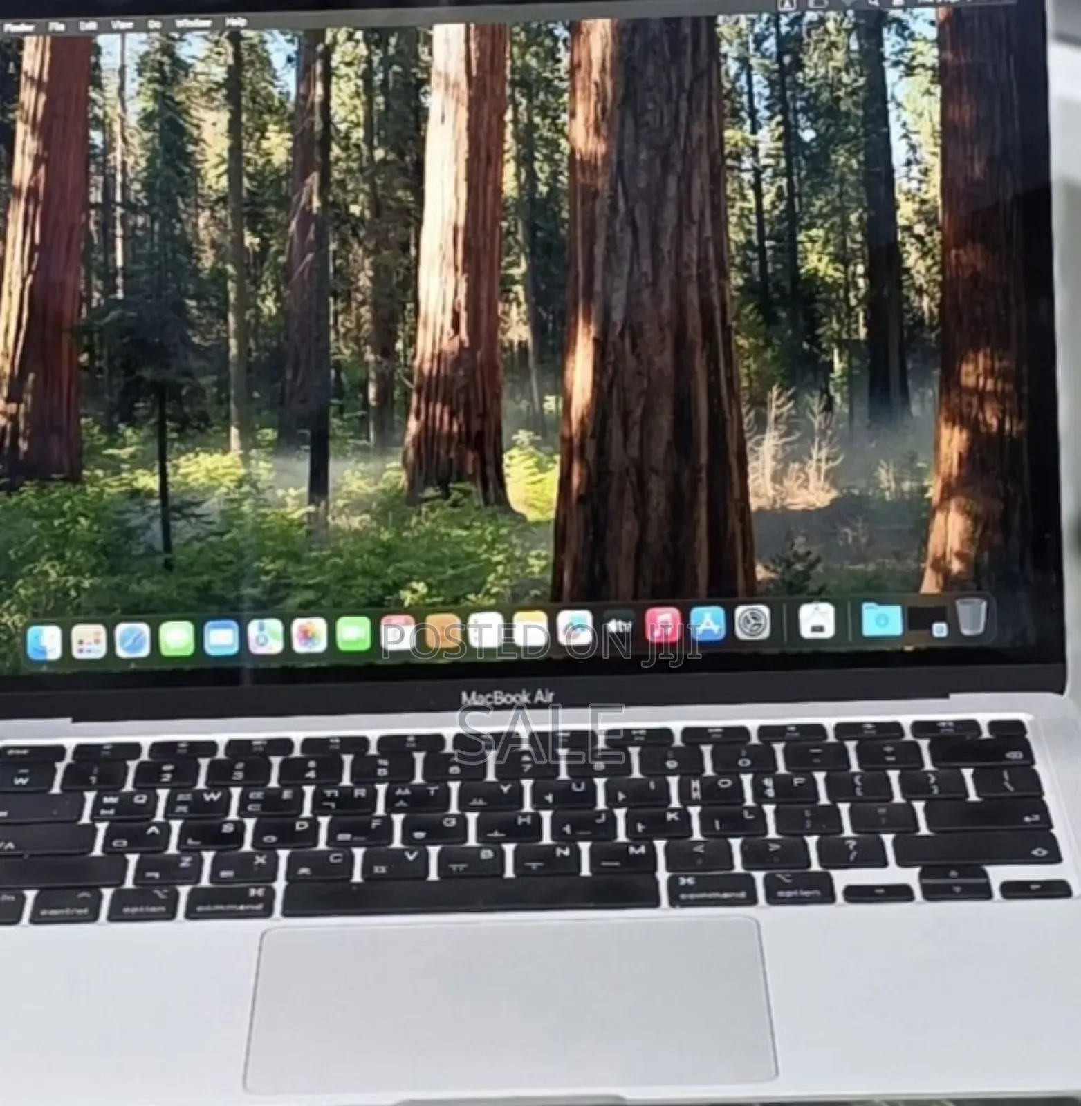 New Laptop Apple MacBook Pro M1 8GB Apple M1 Pro SSD 512GB