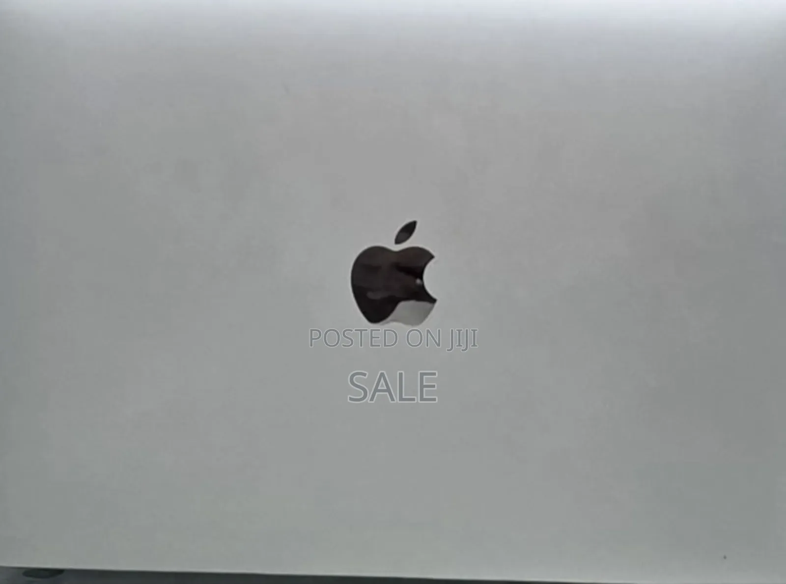 New Laptop Apple MacBook Pro M1 8GB Apple M1 Pro SSD 512GB