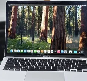 New Laptop Apple MacBook Pro M1 8GB Apple M1 Pro SSD 512GB