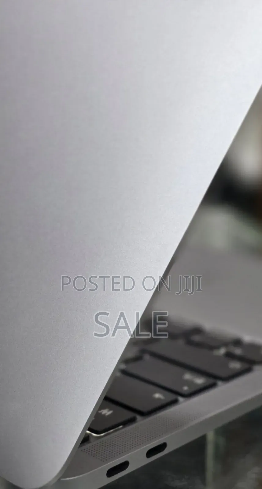 New Laptop Apple MacBook Pro M1 8GB Apple M1 Pro SSD 256GB