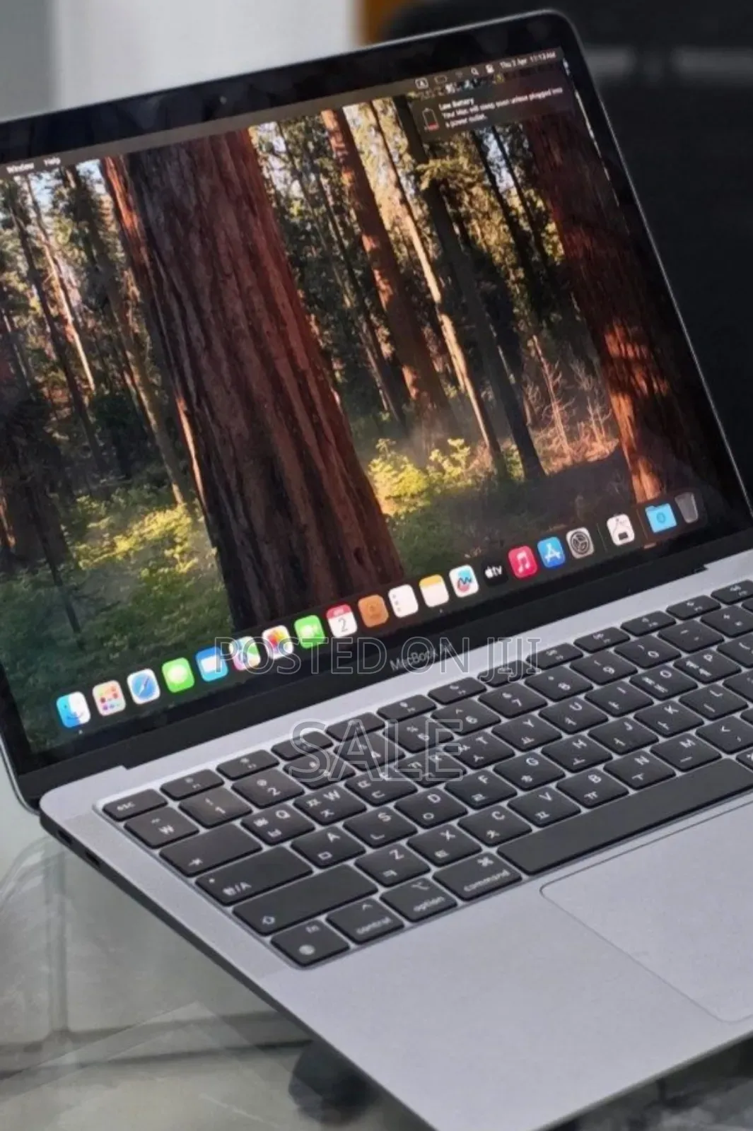 New Laptop Apple MacBook Pro M1 8GB Apple M1 Pro SSD 256GB