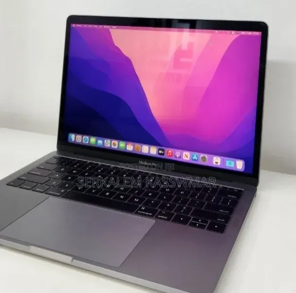 New Laptop Apple MacBook Pro 2017 8GB Intel Core i5 SSD 128GB