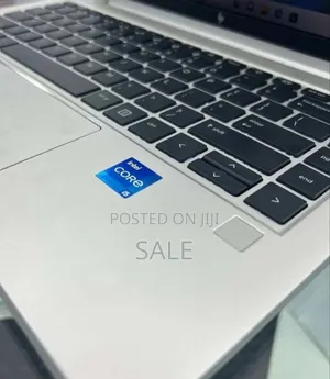 New Laptop HP EliteBook 830 G8 16GB Intel Core i5 SSD 512GB