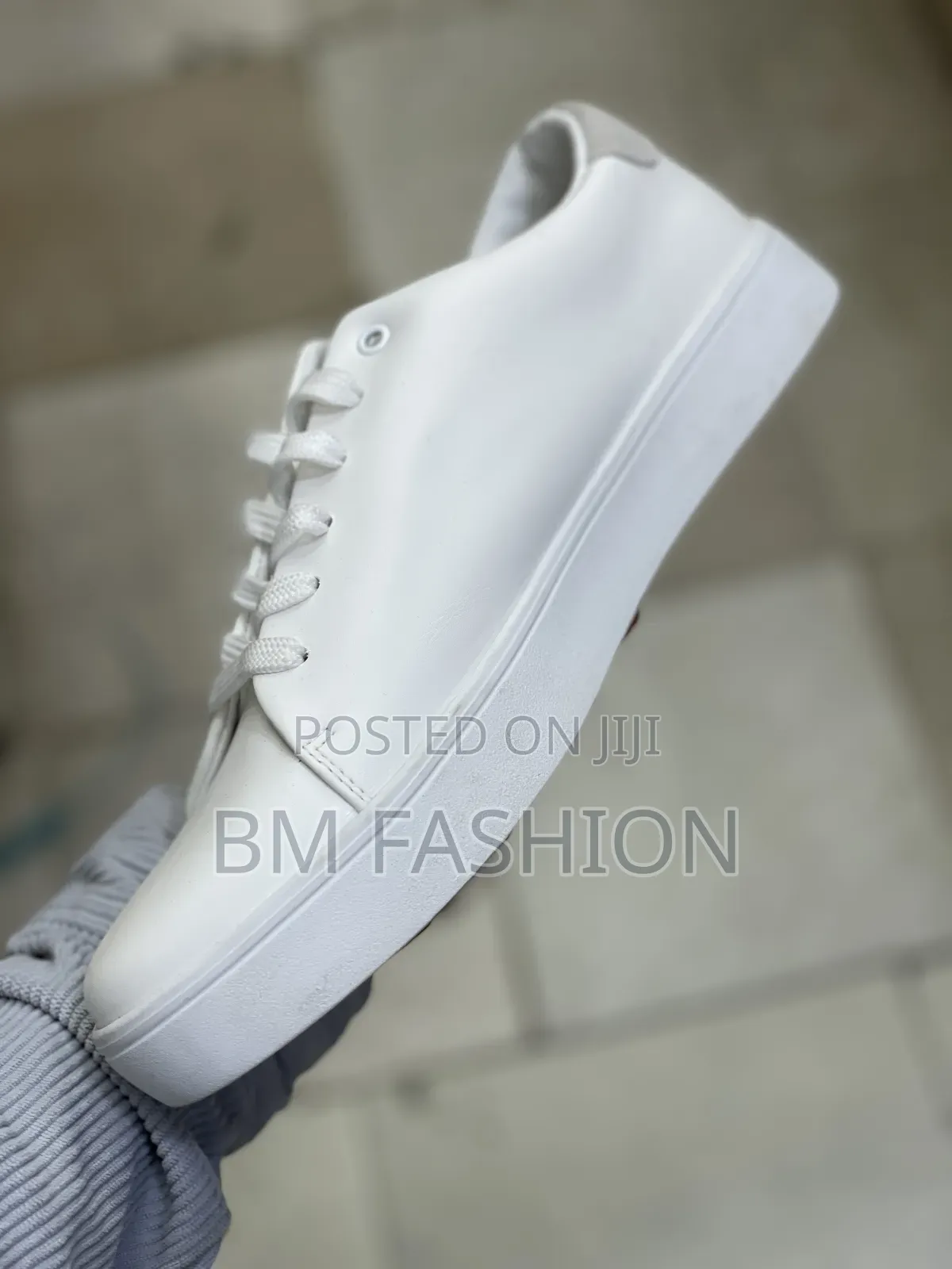 Calvin Klein Sleek White Low-Top Men's Shoes