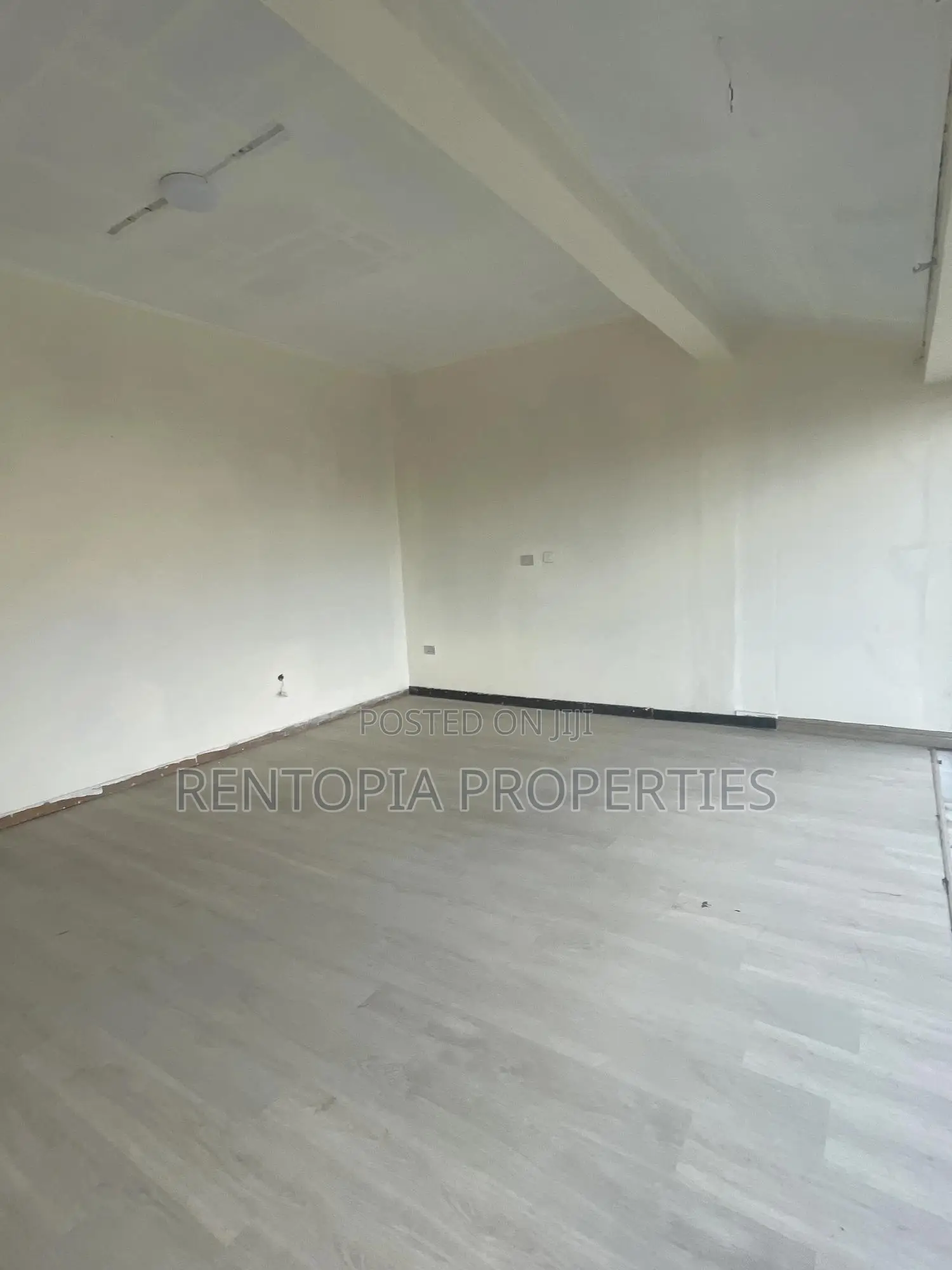 Commercial Space for Rent at Bole