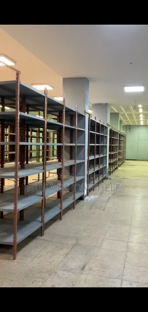 ተገጣጣሚ የብረት መደርደሪያ Dixon Shelf