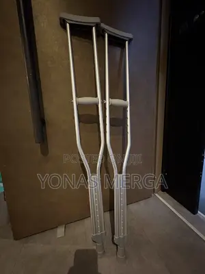 Crutches臨田under Arm Light Weight Gray Aluminum Youth Crutches
