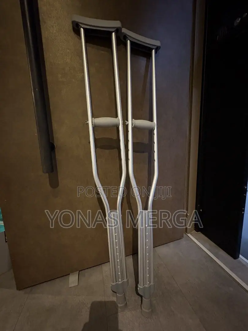 Crutches臨田under Arm Light Weight Gray Aluminum Youth Crutches