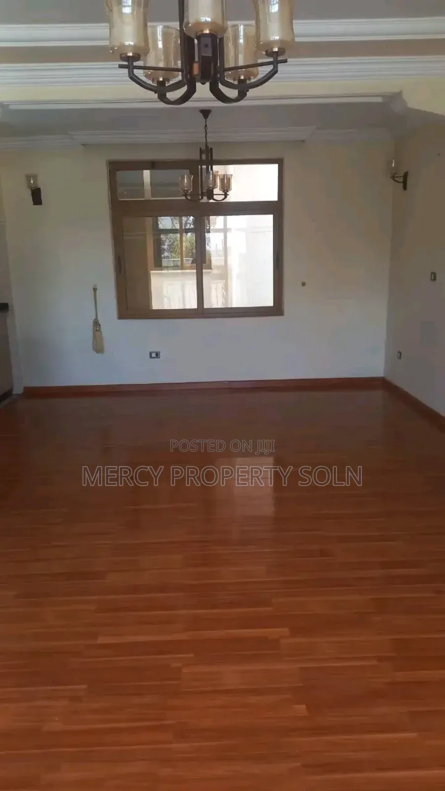 Furnished 5bdrm House in Bole for sale