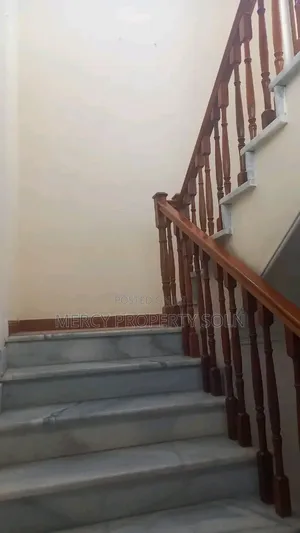 Furnished 5bdrm House in Bole for sale