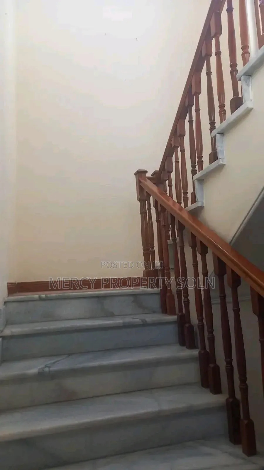 Furnished 5bdrm House in Bole for sale