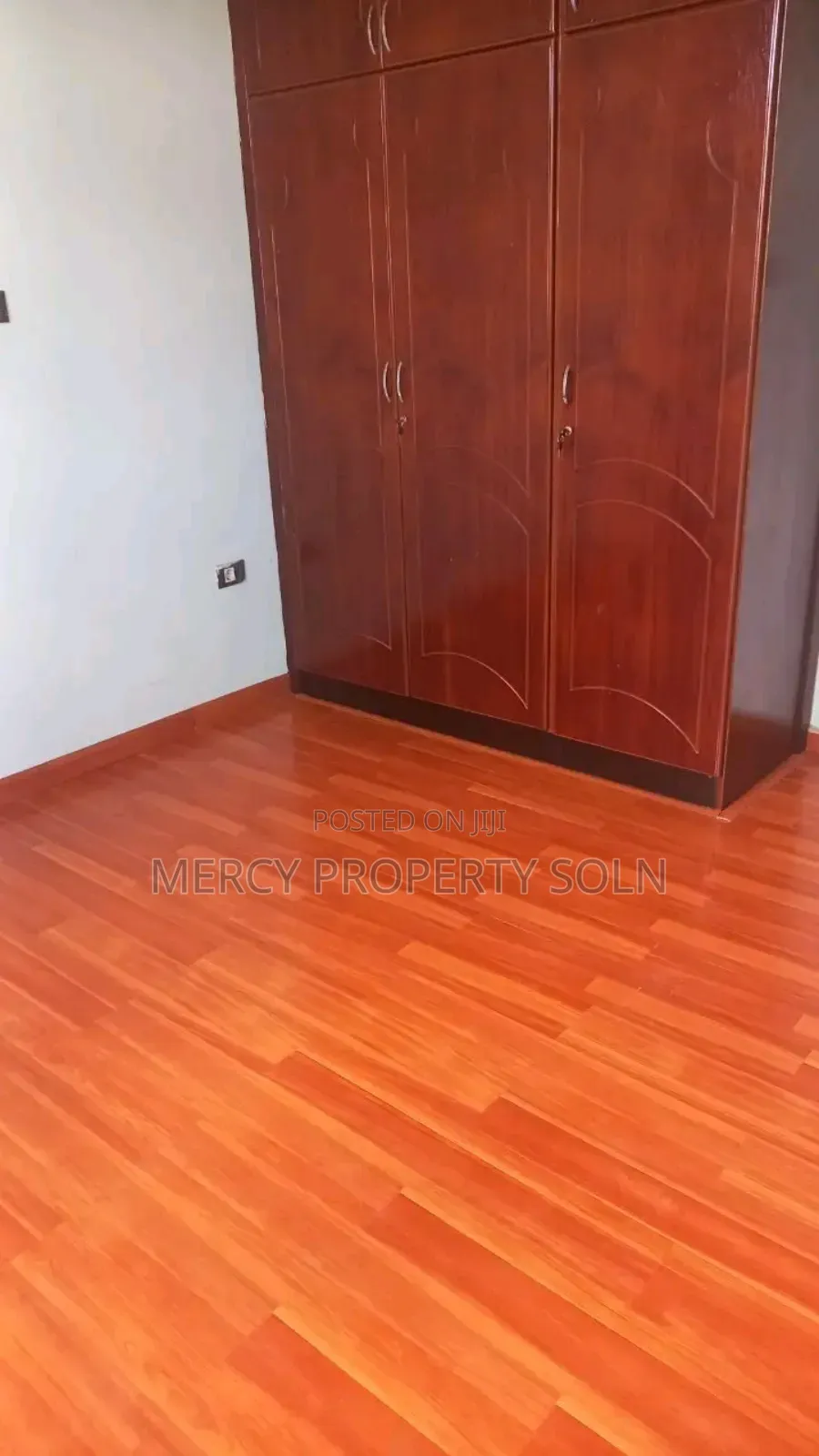 Furnished 5bdrm House in Bole for sale