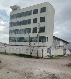 የሚሸጥ መጋዘን ቃሊቲ አዲስ አበበ Warehouse for Sale With G+5 Office in Kality A.A