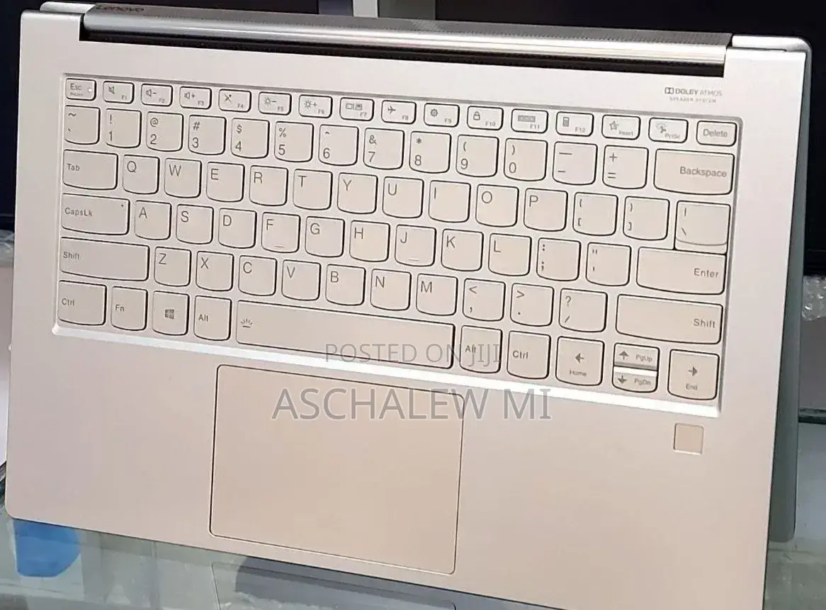 New Laptop Lenovo Yoga 9i 16GB Intel Core i7 SSD 512GB