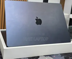 New Laptop Apple MacBook Air 2025 M4 13-inch 16GB Apple M4 SSD 256GB