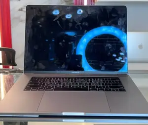 New Laptop Apple MacBook Pro 2018 16GB Intel Core i7 SSD 512GB