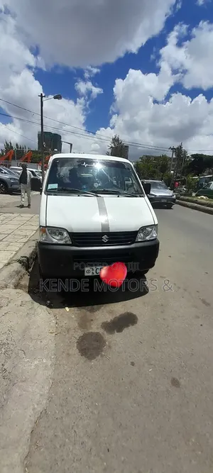 Suzuki Eeco 2024 White