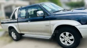 Mitsubishi L200 2005 Blue