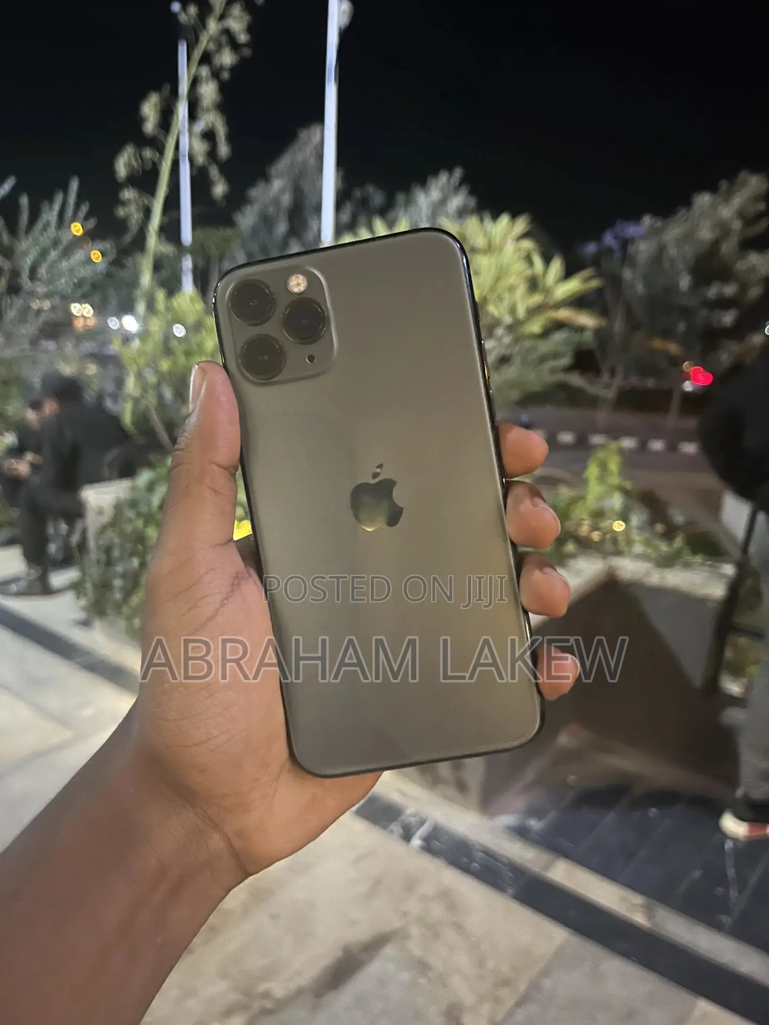 New Apple iPhone 11 Pro 256 GB Bronze