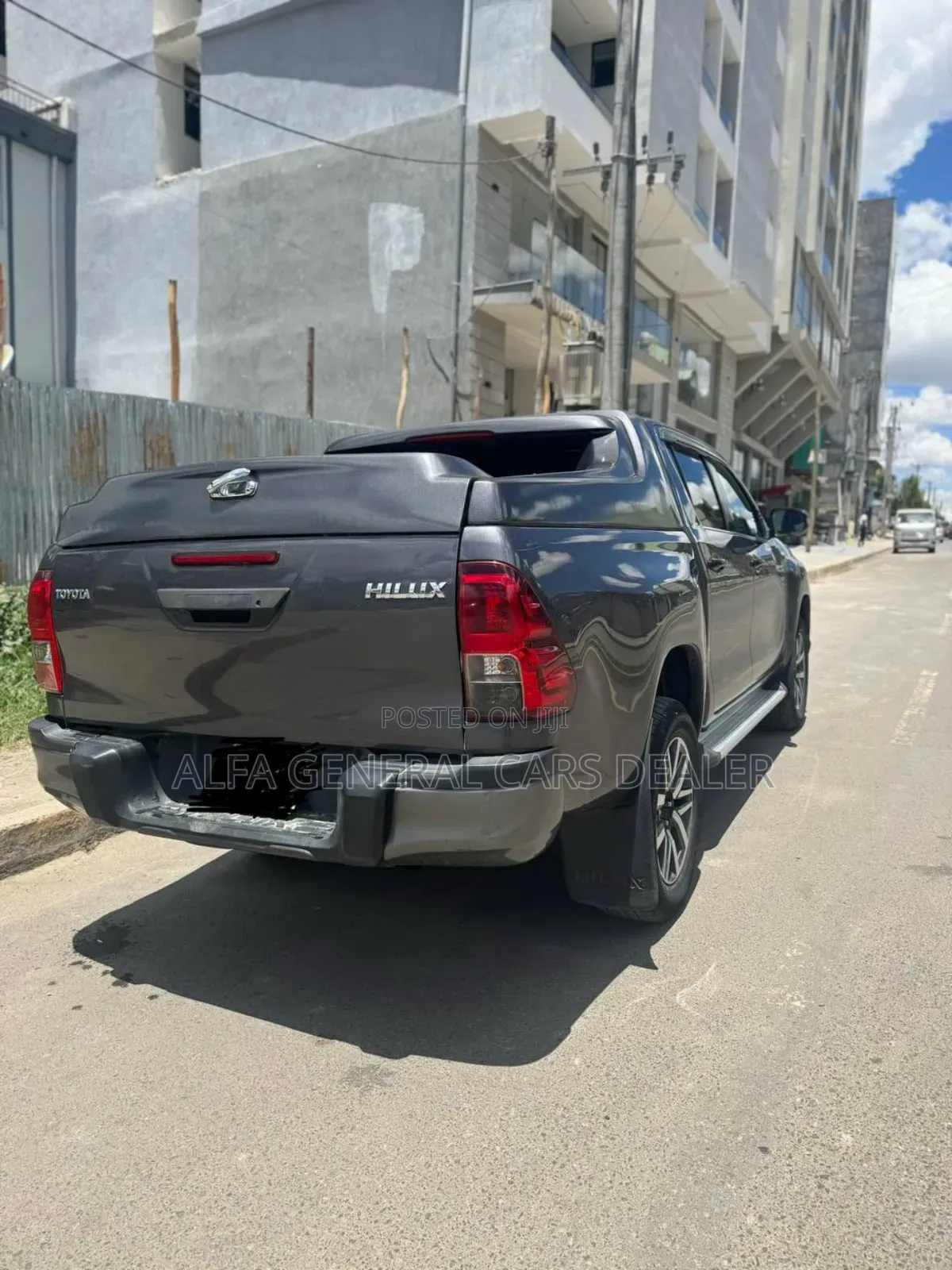 Toyota Hilux 2020 Gray