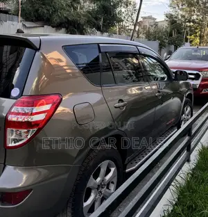Toyota RAV4 2011 Brown