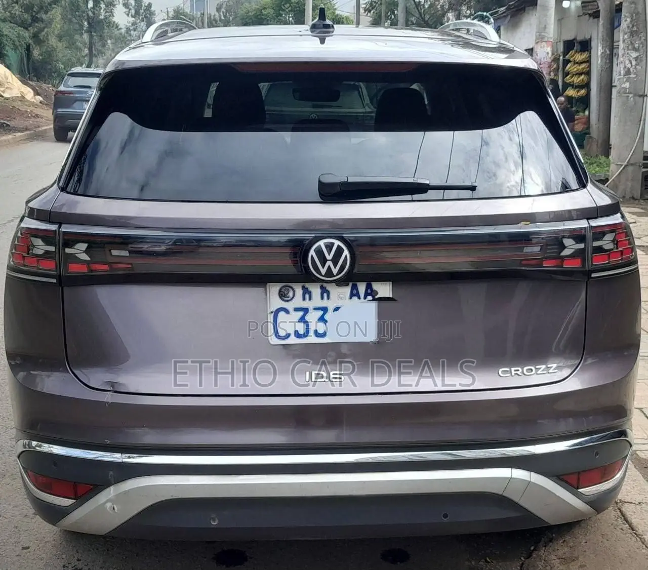 Volkswagen ID.6 2022 Gold
