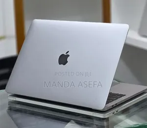 New Laptop Apple MacBook Air 2019 16GB Intel Core i5 SSD 256GB